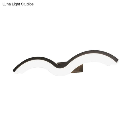 Minimalist Black/White Wavelet Led Wall Sconce With Frosted Diffuser Available In 16 23.5 Or 31.5