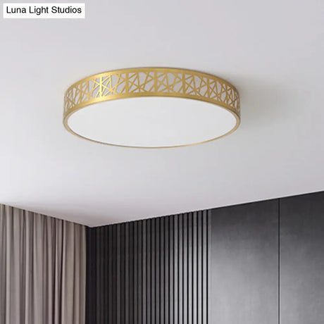 Minimalist Brass Ceiling Light With Geometric Design And Led Flushmount
