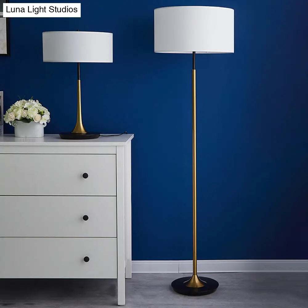 Minimalist Drum-Shaped Floor Lamp - Single Bulb Fabric Shade