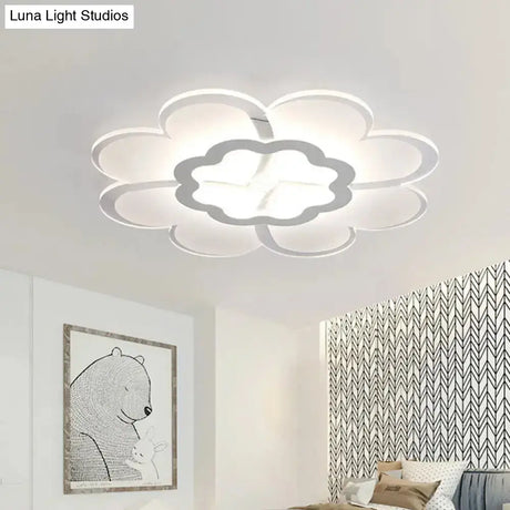 Minimalist Flush Mount Led Ceiling Lamp In White With Ultrathin Design & Acrylic Finish