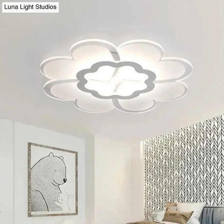 Minimalist Flush Mount Led Ceiling Lamp In White With Ultrathin Design & Acrylic Finish