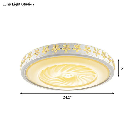 Minimalist Iron Led Ceiling Light With Flower Edge - White Circle Flush Mount For Living Room