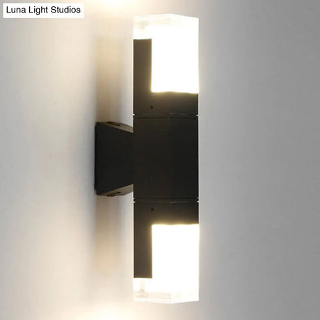 Minimalist Led Courtyard Wall Lamp In Black With Warm/White Light And Acrylic 1/2 Head Sconce