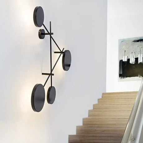 Minimalist Round Acrylic Led Wall Light With 4 Warm/White Lights - Black Sconce / Warm