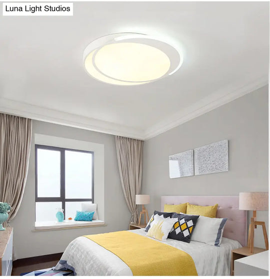 Minimalistic Led Circle Flushmount Ceiling Light - Acrylic White Lamp