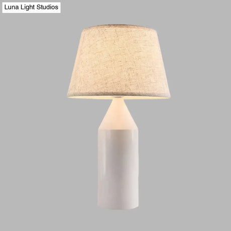 Modern 1-Head White Fabric Reading Lamp For Bedroom - Pencil Metallic Night Table Light