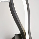 Modern Acrylic Twist Wall Light Sconce In Black/White - Neutral/Warm/White