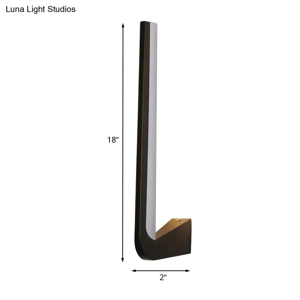 Modern Black Linear Led Wall Sconce With Acrylic Lighting For Living Room
