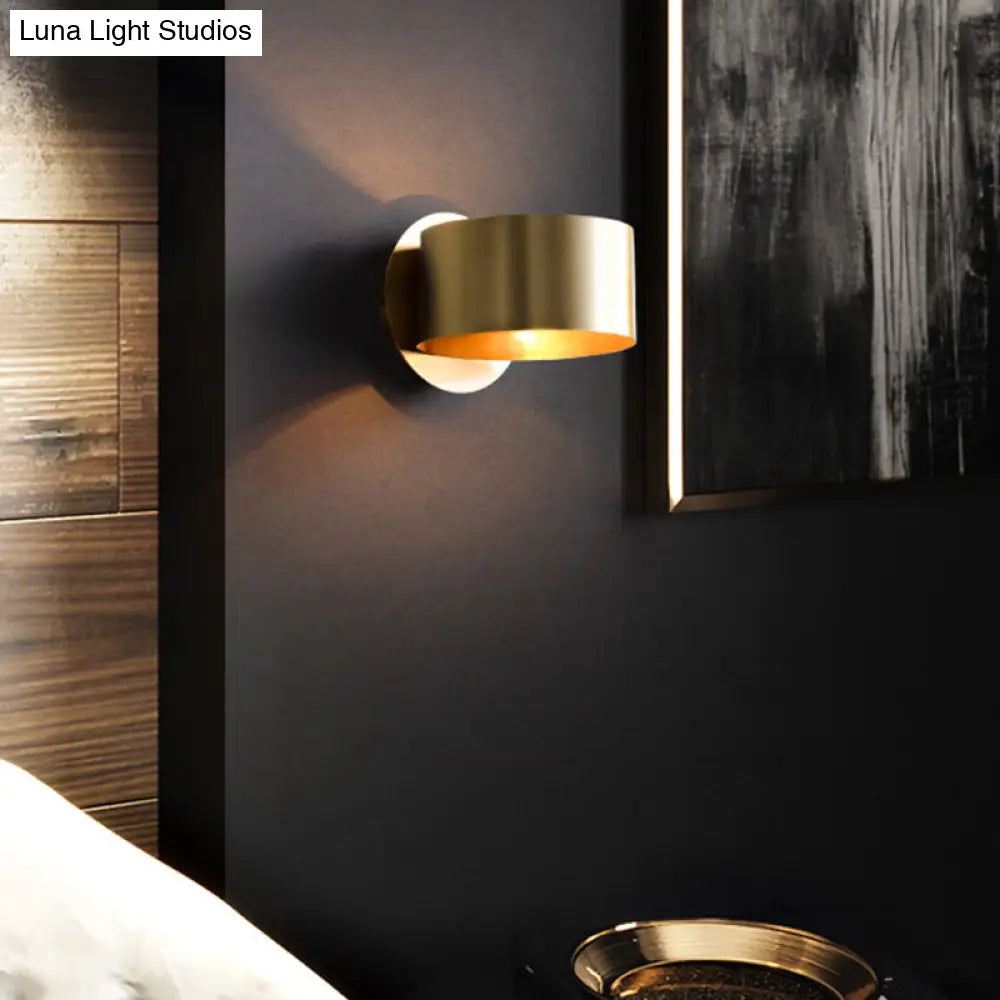Modern Brass Wall Sconce - Stylish Bedroom Decoration 1-Light Round Shape Mount Bedside Light