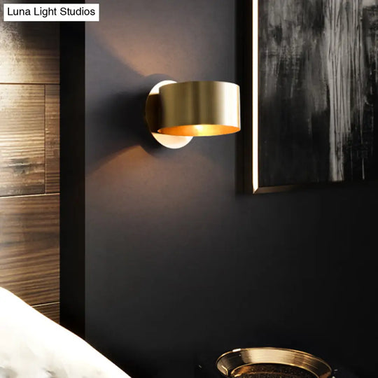 Modern Brass Wall Sconce - Stylish Bedroom Decoration 1-Light Round Shape Mount Bedside Light