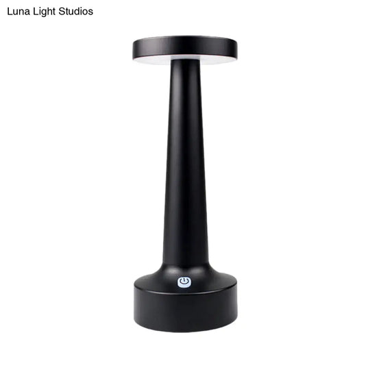 Modern Circle Dining Table Lamp - Waterproof Led Desk Light Metallic Finish In Black/Silver/Gold