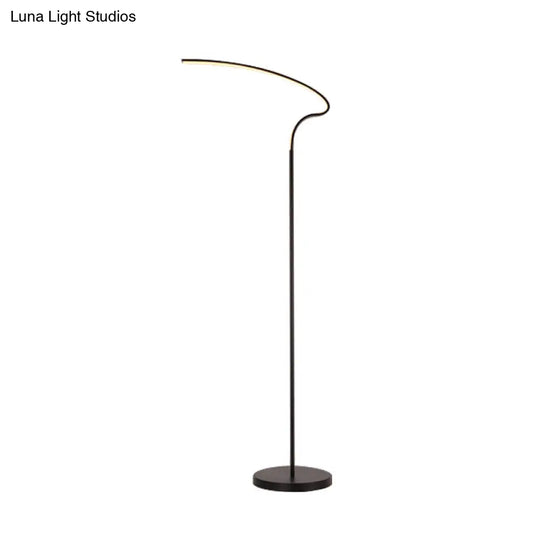 Modern Curved Led Floor Lamp: Stylish Metal Standing Light In Black/White