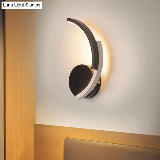 Modern Curved Line Led Wall Mounted Sconce In Black White Warm Light - Acrylic Lamp Fixture For