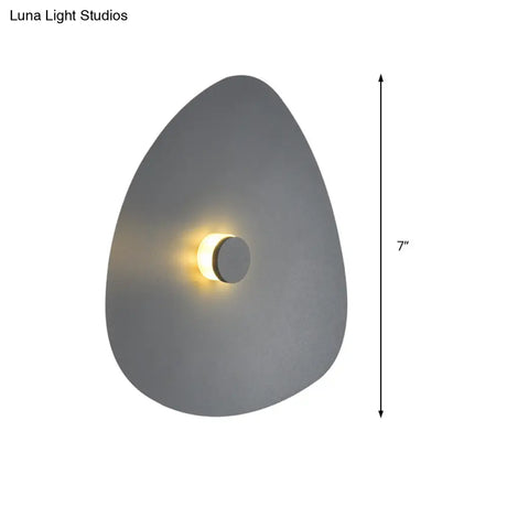 Modern Flaky Sconce Light: 7/9/11 Acrylic Led Wall Mounted Fixture In Grey/White