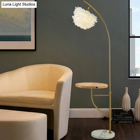 Modern Gold Feather Hemisphere Shade Floor Lamp With Wooden Tray - 1 Bulb Standing Light