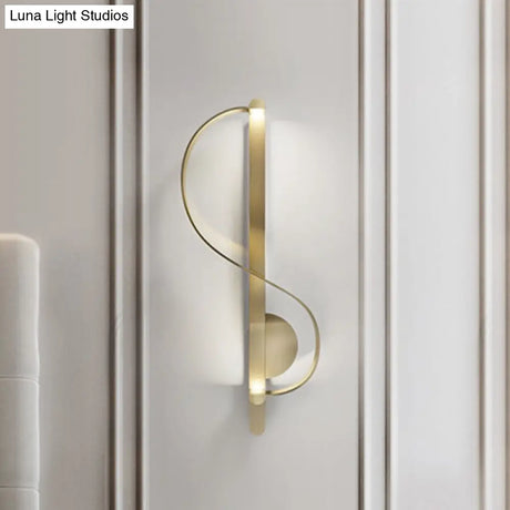 Modern Gold S-Shape Led Metal Wall Sconce For Corner Mounting