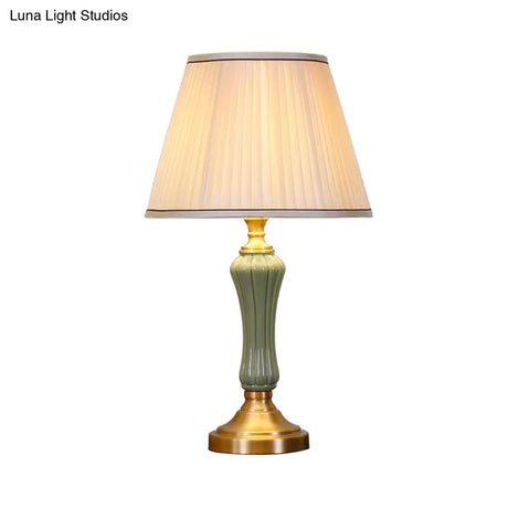 Modern Green Desk Lamp With Fabric Shade - Small Living Room Table Light