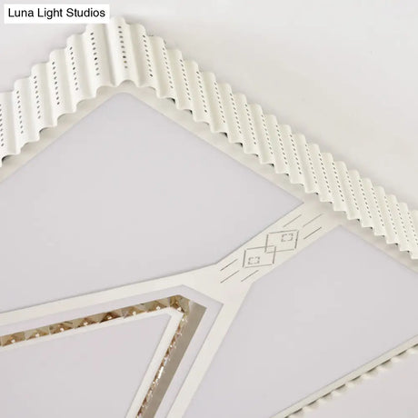 Modern Led Crystal Ceiling Flush Mount Lamp With Multi-Pattern Design