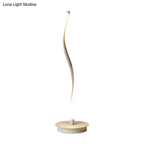 Modern Led Curved Task Light Acrylic Table Lamp In White/Black For Living Room