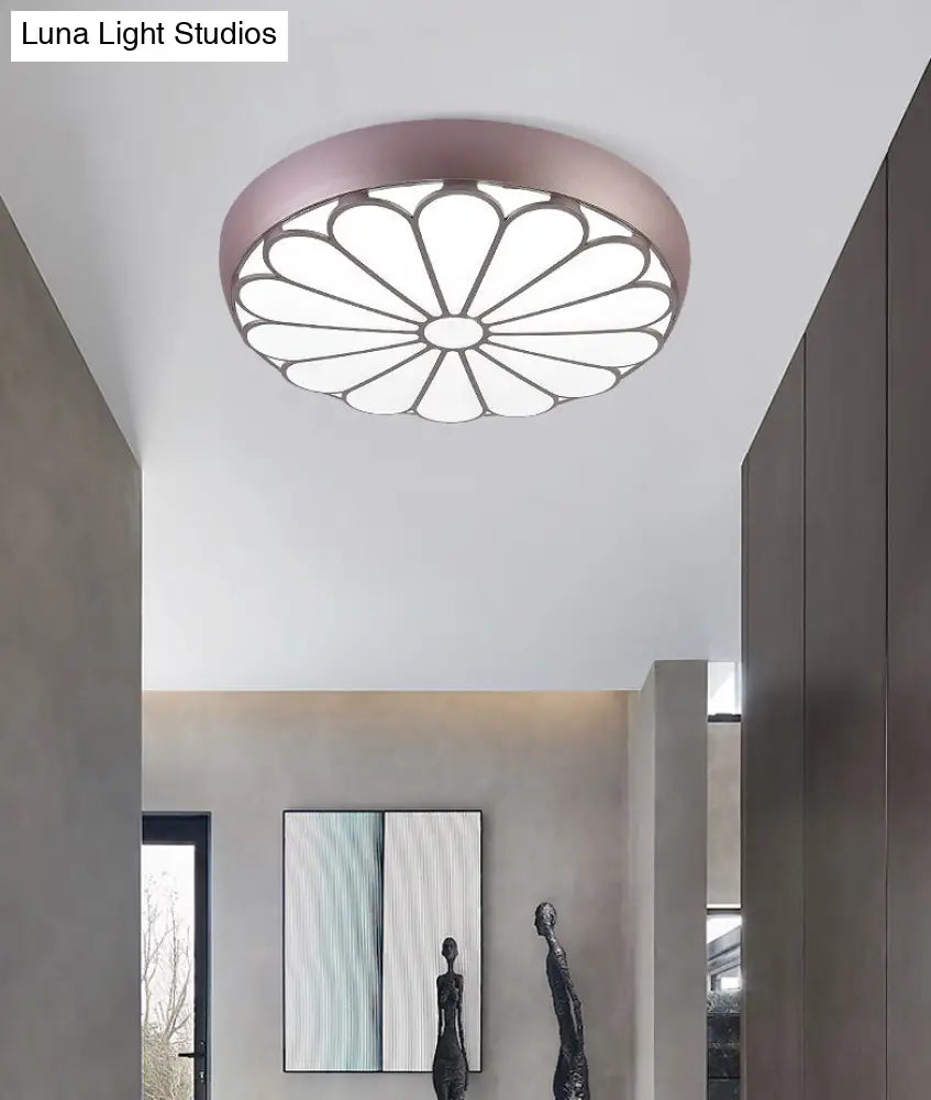 Modern Led Floral Metal Flush Mount Ceiling Lamp For Bedroom Lighting