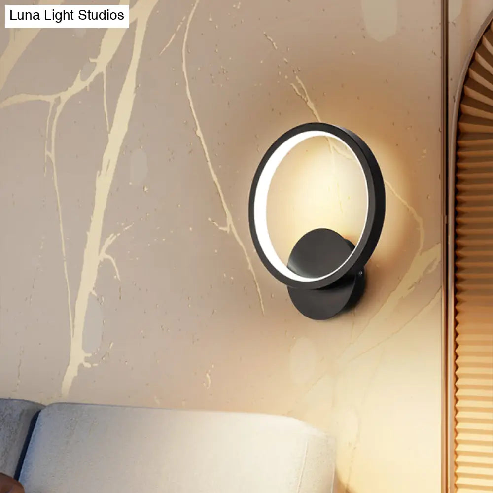 Modern Led Wall Sconce With Nordic Geometric Design In Grey Metal