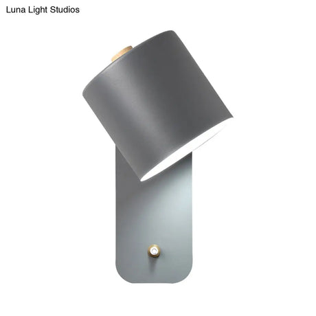 Modern Metal Wall Sconce With Grey/Green Tube Bulb And Rectangle Backplate
