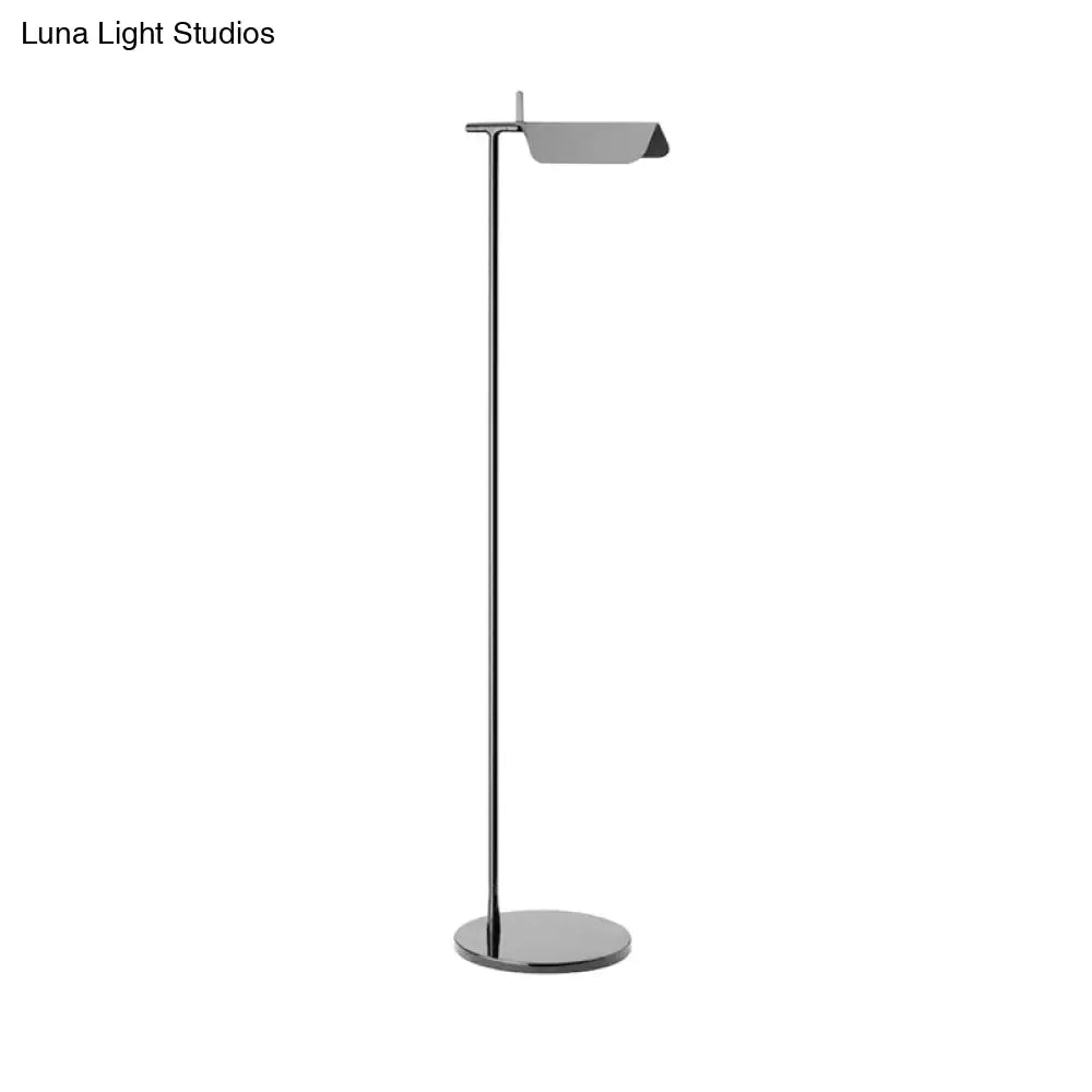 Modern Metallic Led Standing Floor Lamp In White/Black - Perfect For Minimalist Bedroom Lighting