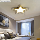 Modern Nordic 5-Point Star Led Flush Mount Ceiling Light - 24.5’/28’ Wide Black/Gold Finish For