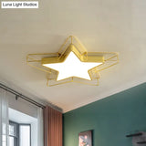 Modern Nordic 5-Point Star Led Flush Mount Ceiling Light - 24.5’/28’ Wide Black/Gold Finish For