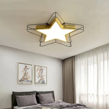 Modern Nordic 5-Point Star Led Flush Mount Ceiling Light - 24.5’/28’ Wide Black/Gold Finish For
