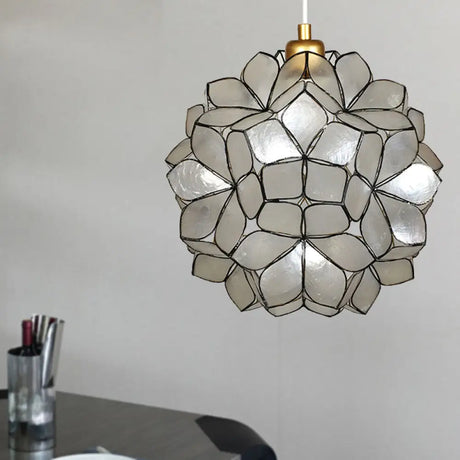 Modern Shell Globe Pendant: Elegant 1-Light Hanging Ceiling Fixture In White/Beige White / A