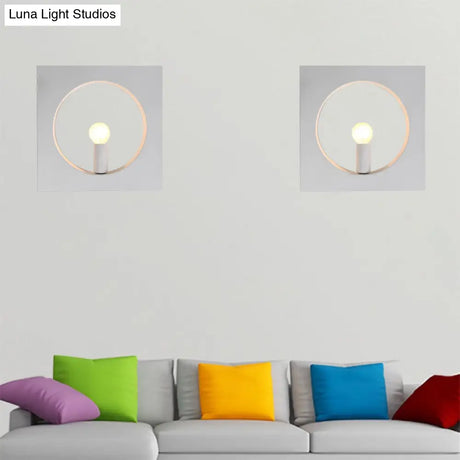 Modern Square Wall Mounted Bedside Light In Black/White - Single Design