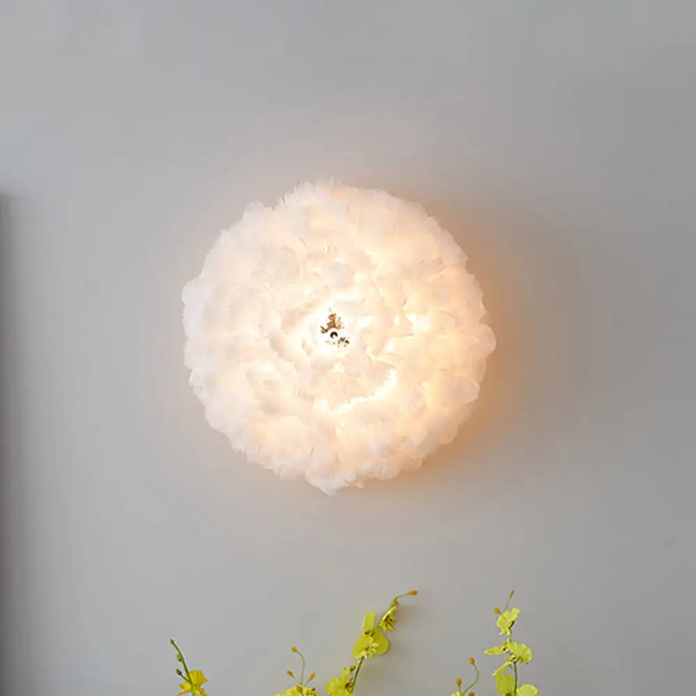 Modern Stylish Feather Wall Light - Blooming Grey/White Sconce Lighting For Sitting Room White