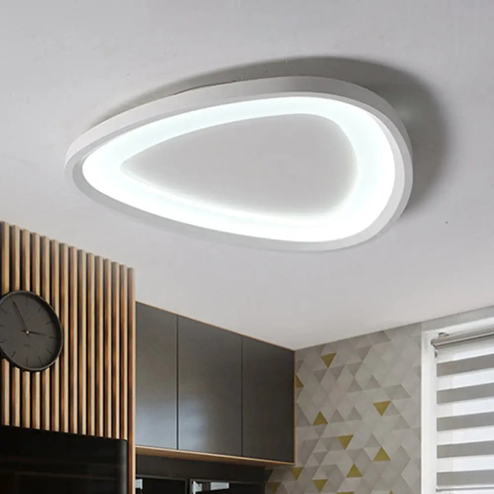 Modern Triangle Ceiling Mount Light - 18’/23.5’ W Stylish Metal Led Flush Lighting Warm/White