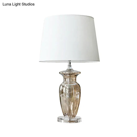 Modernist Hand-Cut Crystal Curved Fabric Reading Lamp In White With Task Lighting - 1 Bulb