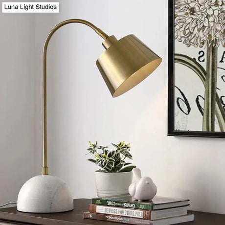 Modernist Tapered Table Lamp In Brass With Marble Base - 1 Bulb Task Lighting