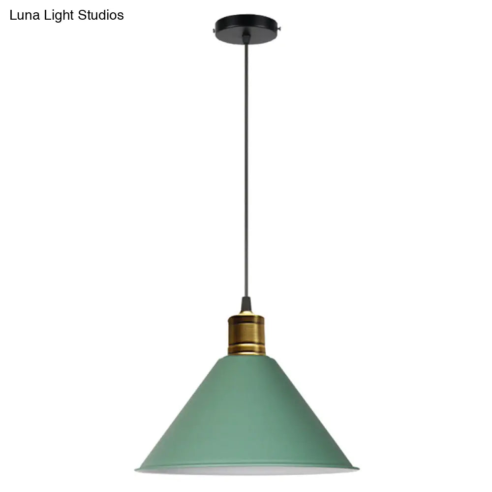 Nordic Conical Pendant Lamp - Stylish Metal Restaurant Down Lighting Green
