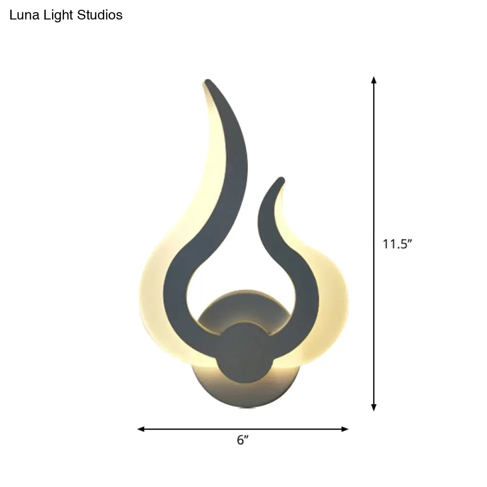 Nordic Led Flame-Shaped Wall Sconce Light For Cozy Bedroom Ambiance In Warm/White