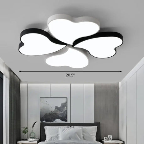 Nordic Led Metal Clover Shaped Flush Mount Lighting For Bedroom In Black-White White / 20.5’