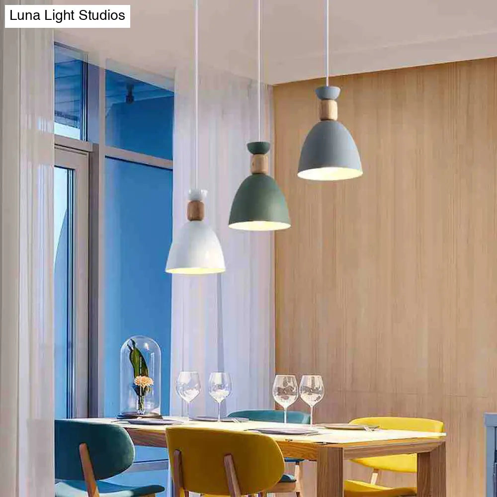 Nordic Metal Wine Cup Multi Pendant Light With 3 Bulbs For Elegant Table Lighting