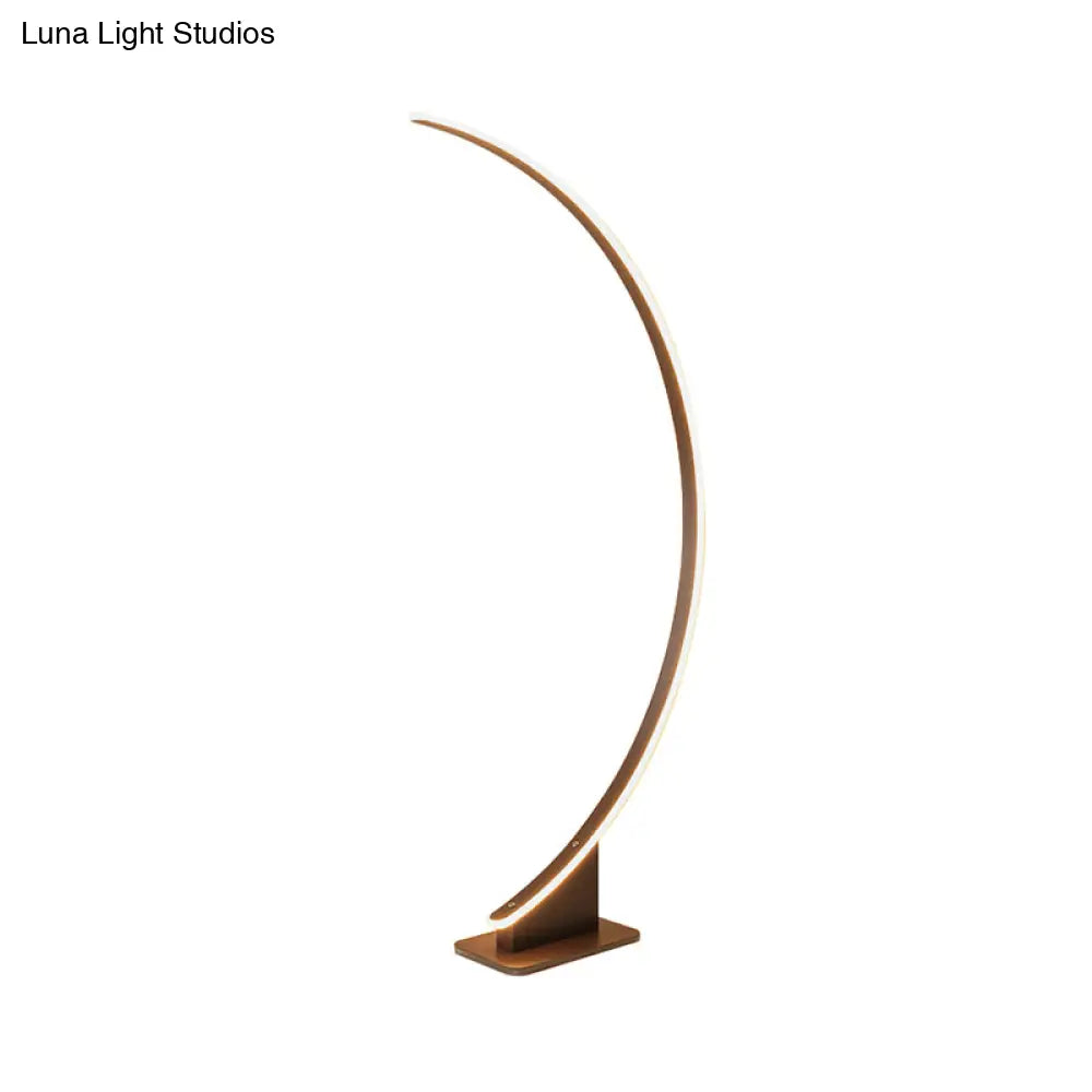 Nordic Style Bedside Led Standing Light With Metallic Curved Floor Lighting