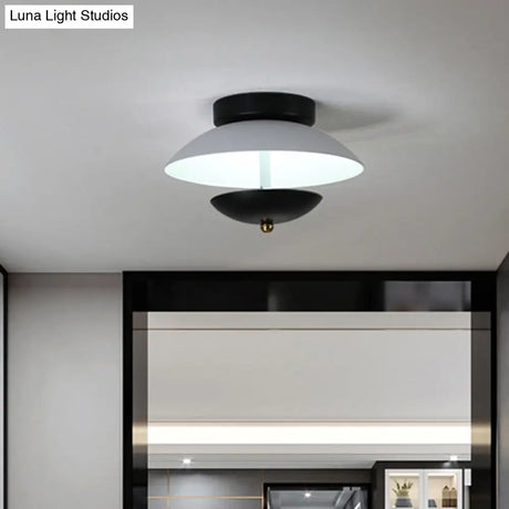 Plate - Shape Led Ceiling Light Fixture - Modern Metallic Flush Lamp For Hallways And Aisles In