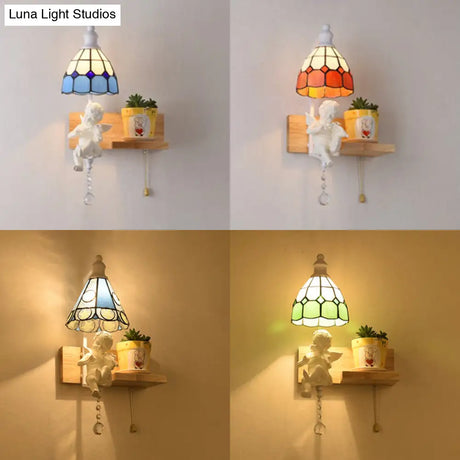 Scalloped Stained Glass Wall Sconce With Cupid Decoration - Tiffany 1-Light Fixture In Multicolor