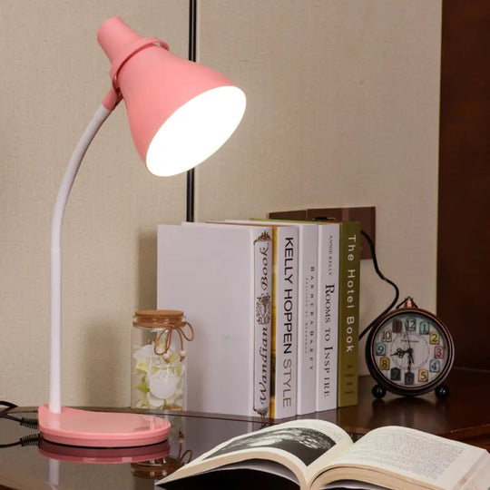 Scarlett - Bendable Reading Lamp: Horn Shade Macaron Iron Desk Light Pink