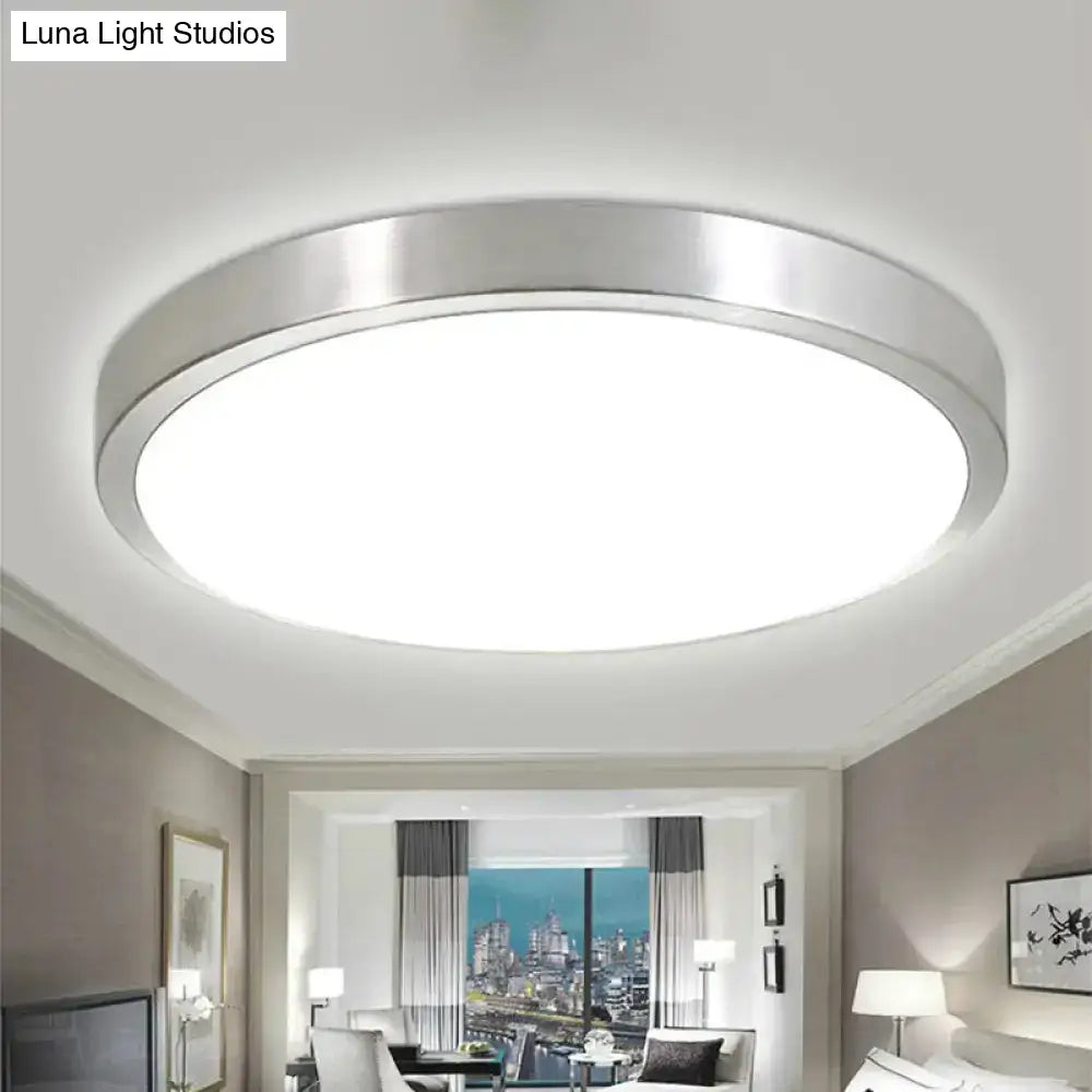 Silver Round Flush Ceiling Light - 14’/16’ Wide Led Acrylic Mount Lamp In Warm/White For Living Room