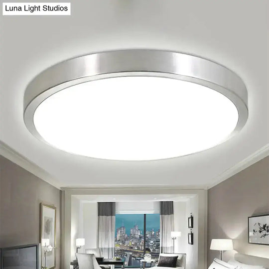 Silver Round Flush Ceiling Light - 14’/16’ Wide Led Acrylic Mount Lamp In Warm/White For Living Room