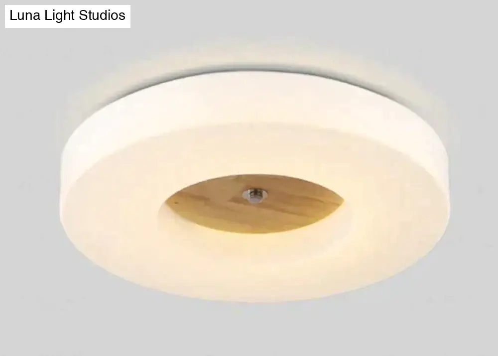 Simple Creative Home Round Solid Wood Ceiling Lamp