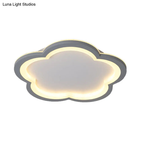Simplicity Led Ceiling Light Fixture With Acrylic Diffuser- Flower Metal Flush In White/Warm