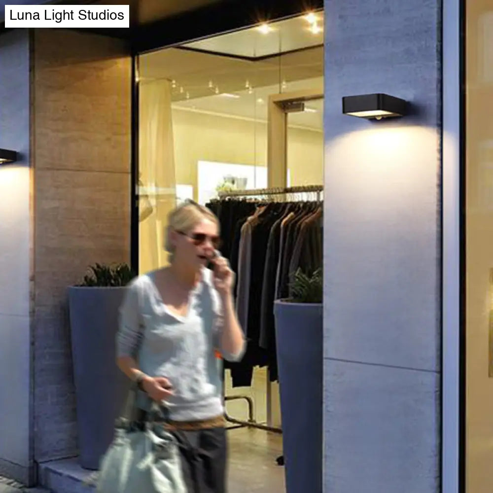 Simplicity Led Metal Solar Sconce Light: Rectangular Black Wall Mount Lamp For Patio