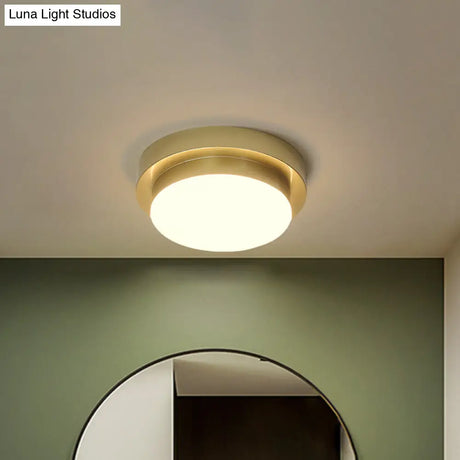 Simplicity Metallic Led Flushmount Ceiling Light In Gold - Triangle/Round/Square Design For
